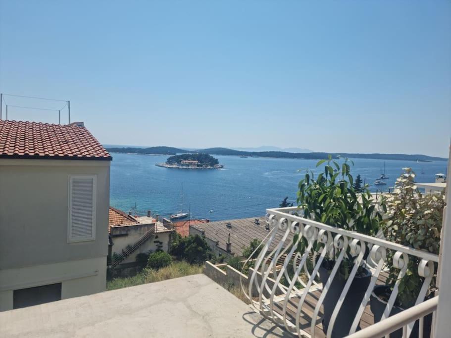 Private With View 1 Apartment *